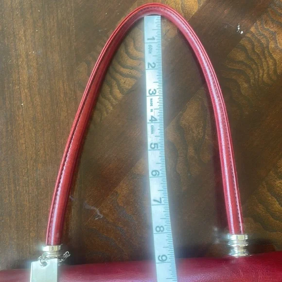 Blood Red Rina Rich Handbag Purse.  Beautiful. - Picture 4 of 15